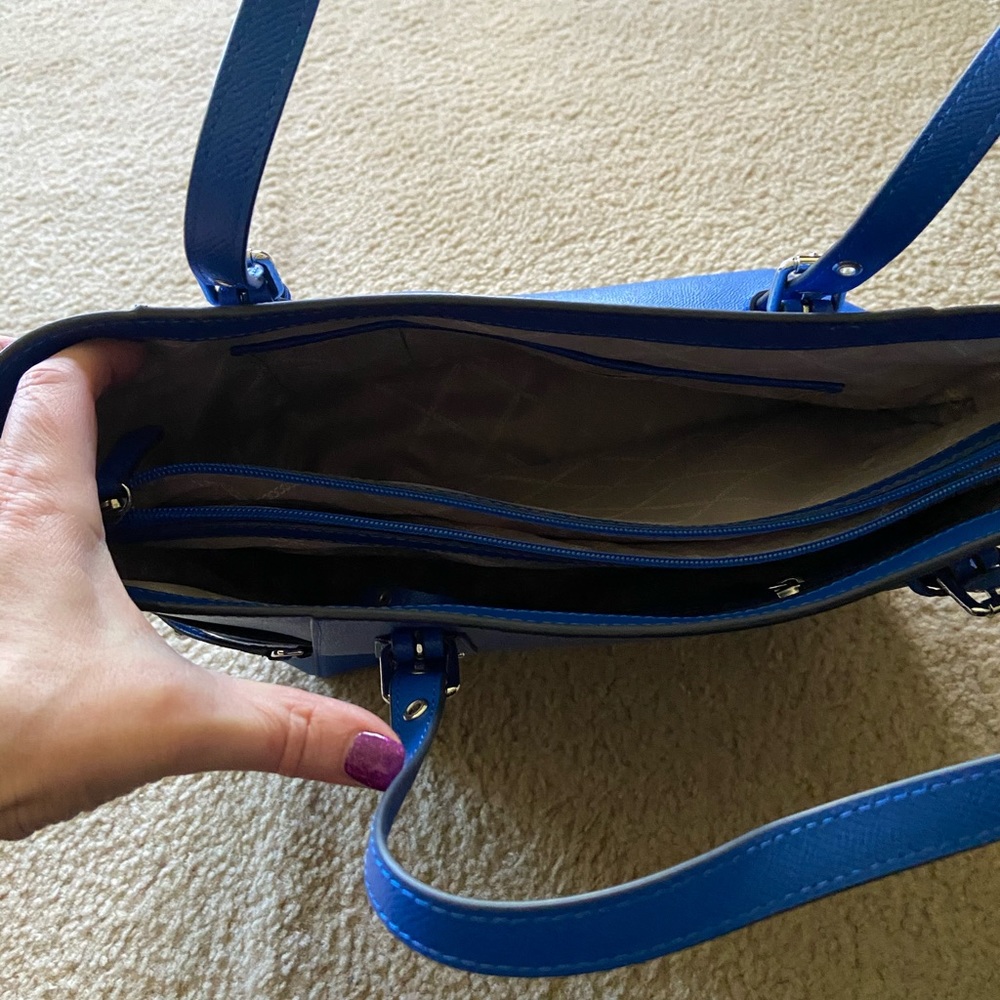 Michael Kors leather handbag - Picture 3 of 3